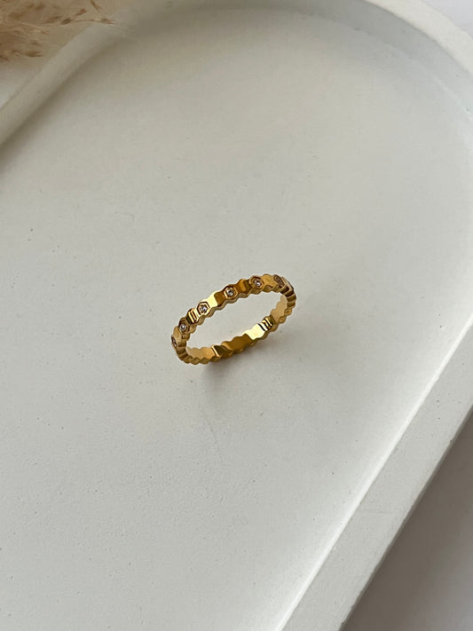 Gracie Ring