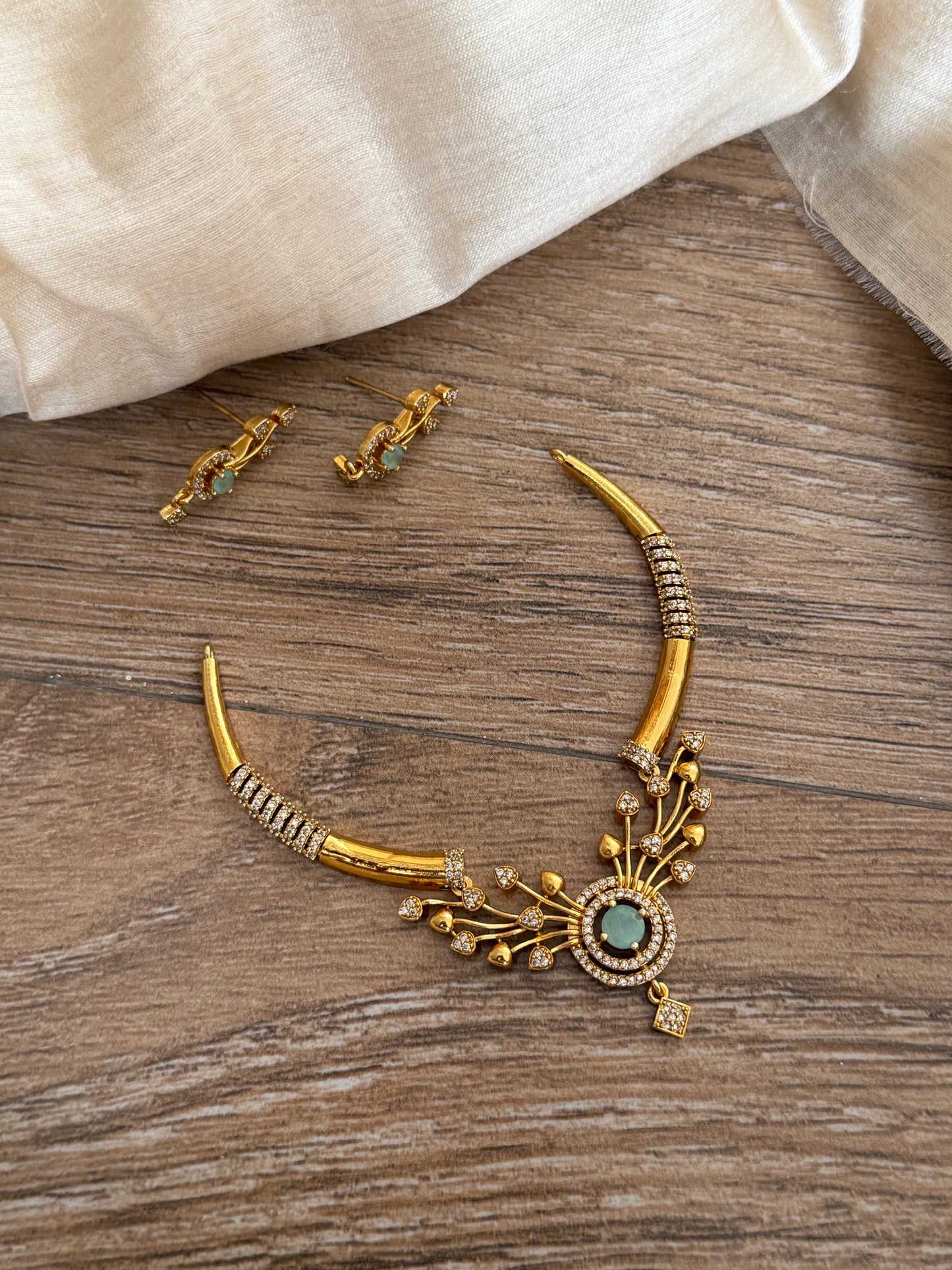 Modern Statement Kids Collar Necklace Set