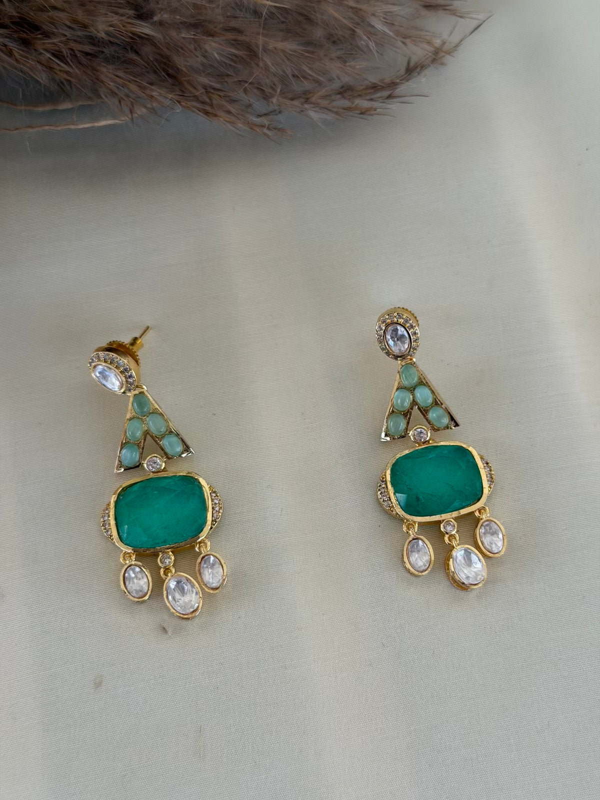 Emerald Cushion Dangler Earrings with Kundan Drops