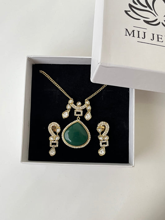 Moissanite Polki Pendant Set – White & Green Options – Premium Finish