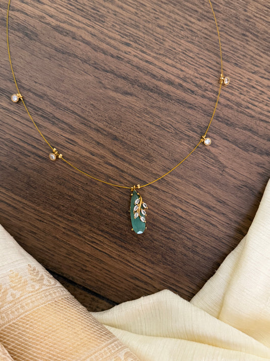 Dainty Floating Star Invisible Choker