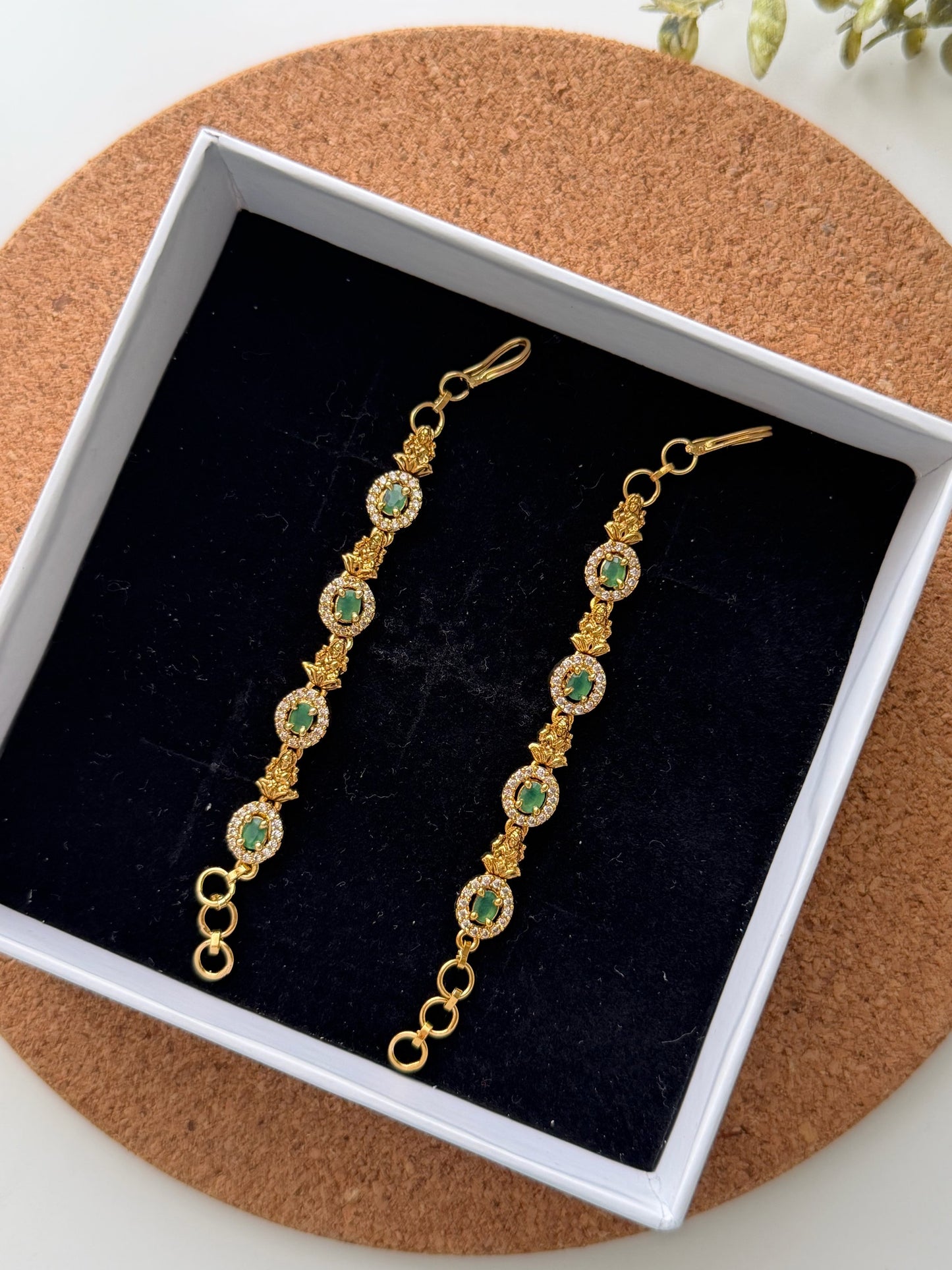 Sleek Emerald Lakshmi Devi Mattal