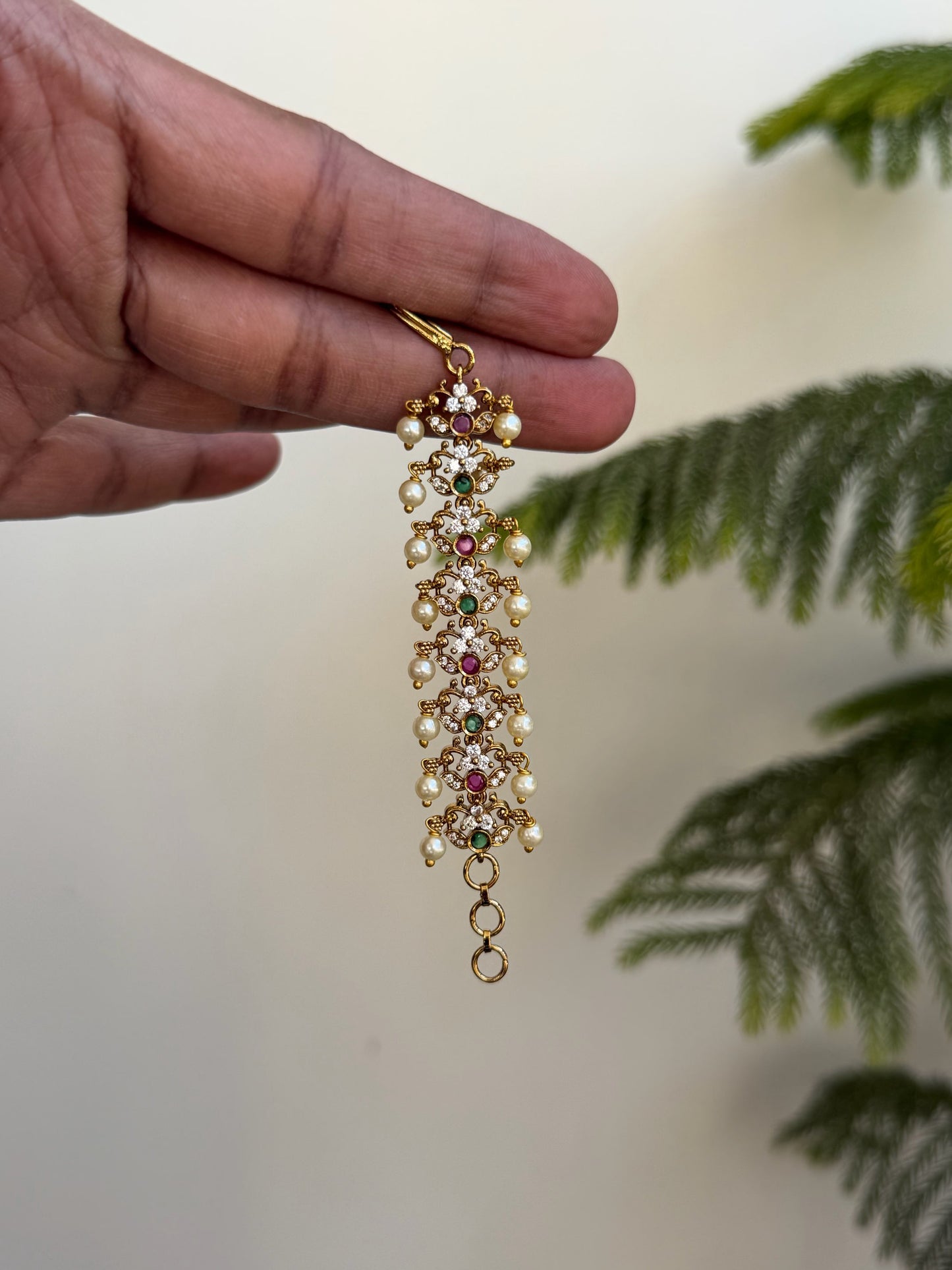 Floral Cluster Multi-Stone Mattal