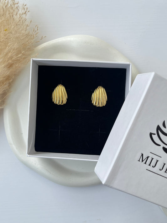 Naia Earrings