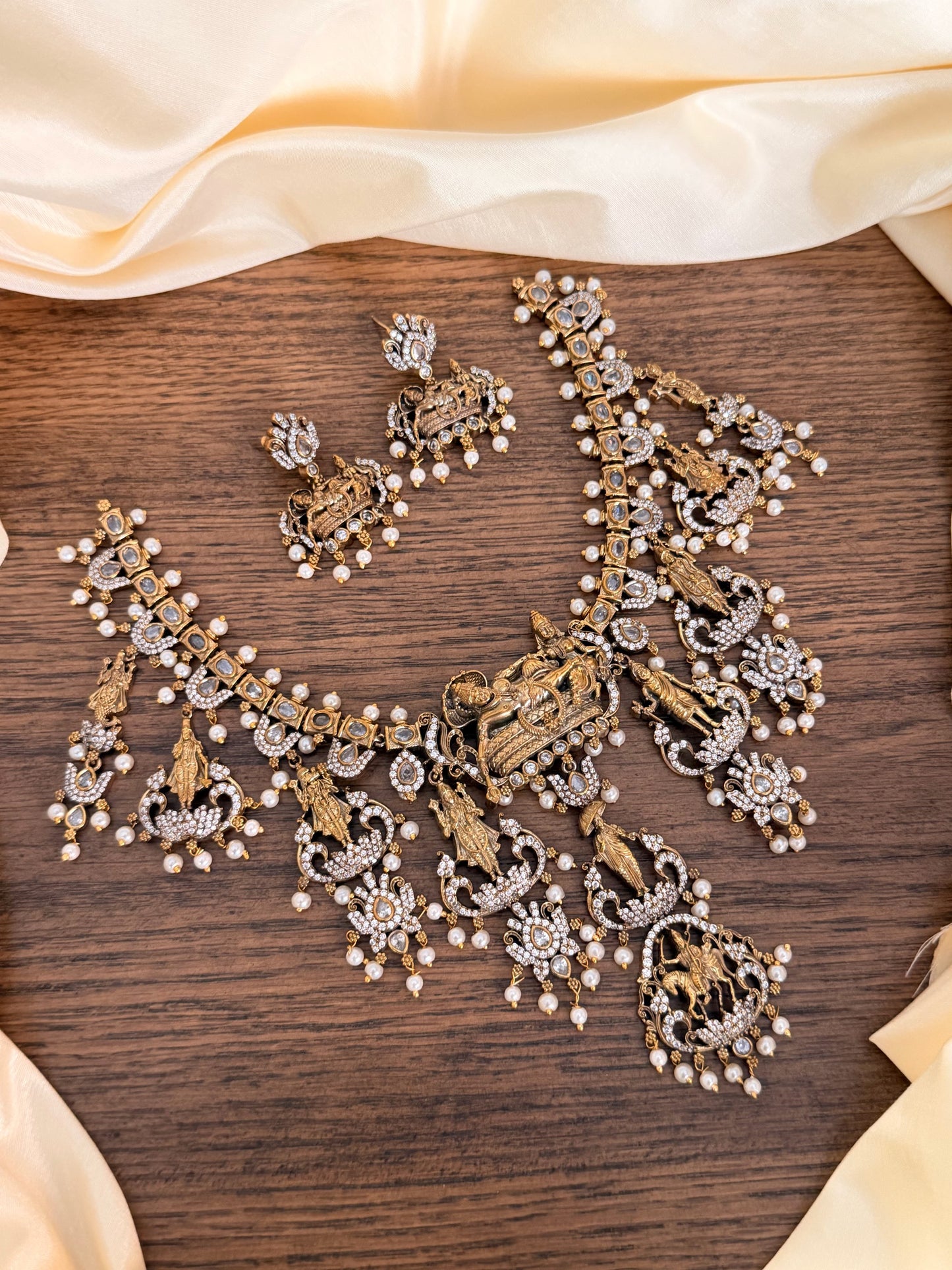 Grand Dashavatar Bridal Necklace Set
