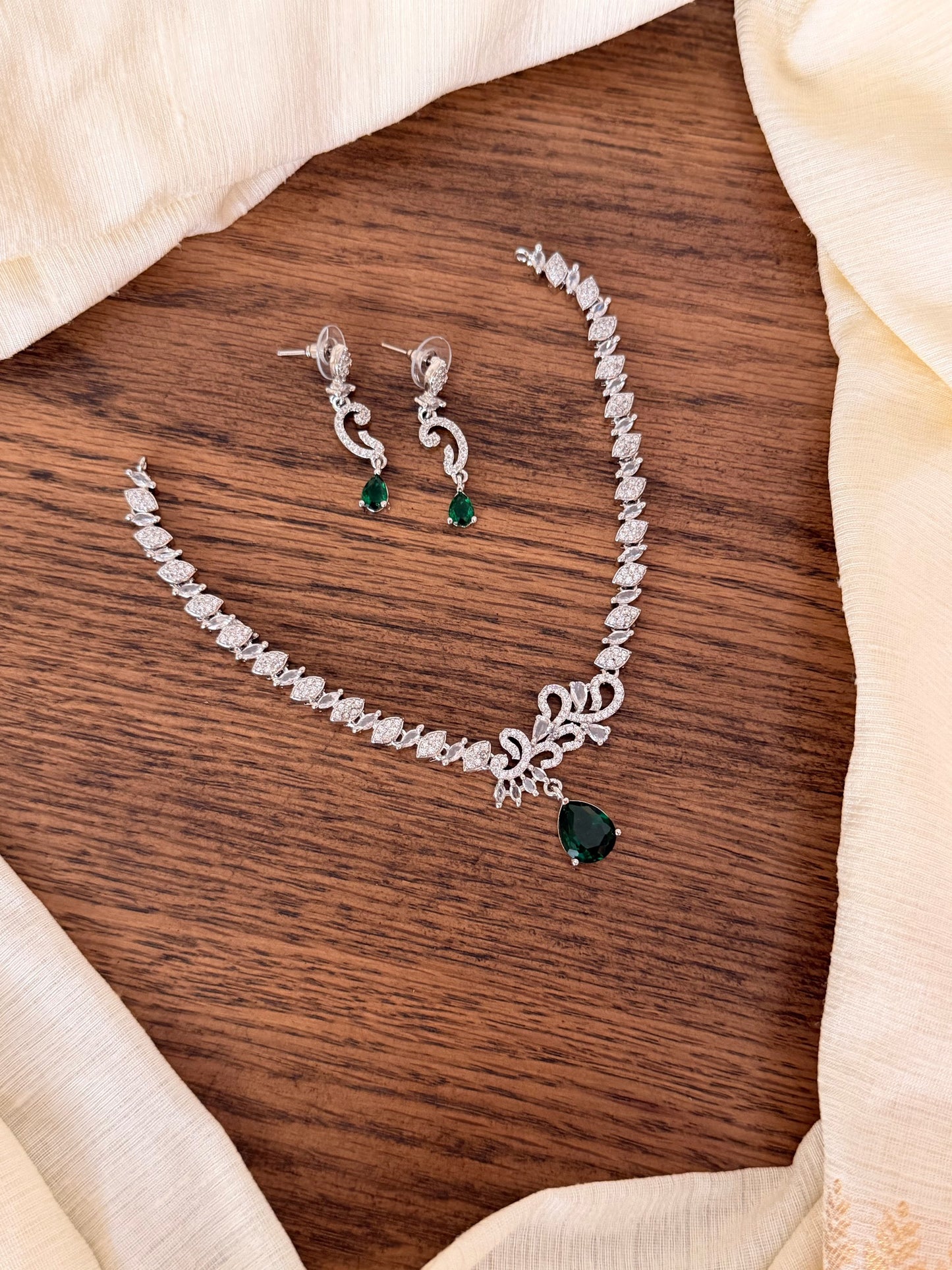 Silver tone Party Wear Necklace Set
