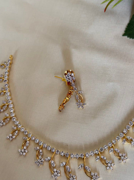 Elegant diamond look alike set