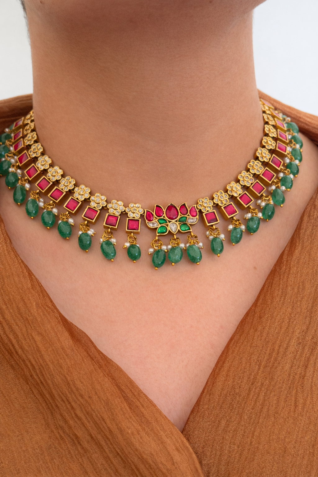 Lotus Jadau Kundan Necklace Set