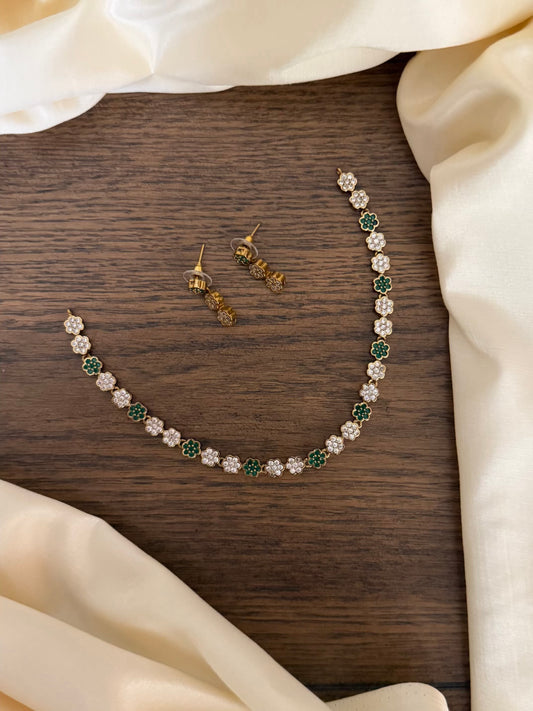 Floral line necklace set