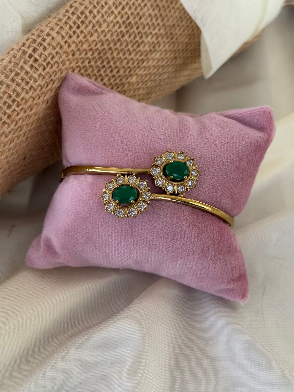 Emerald Floral Bracelet