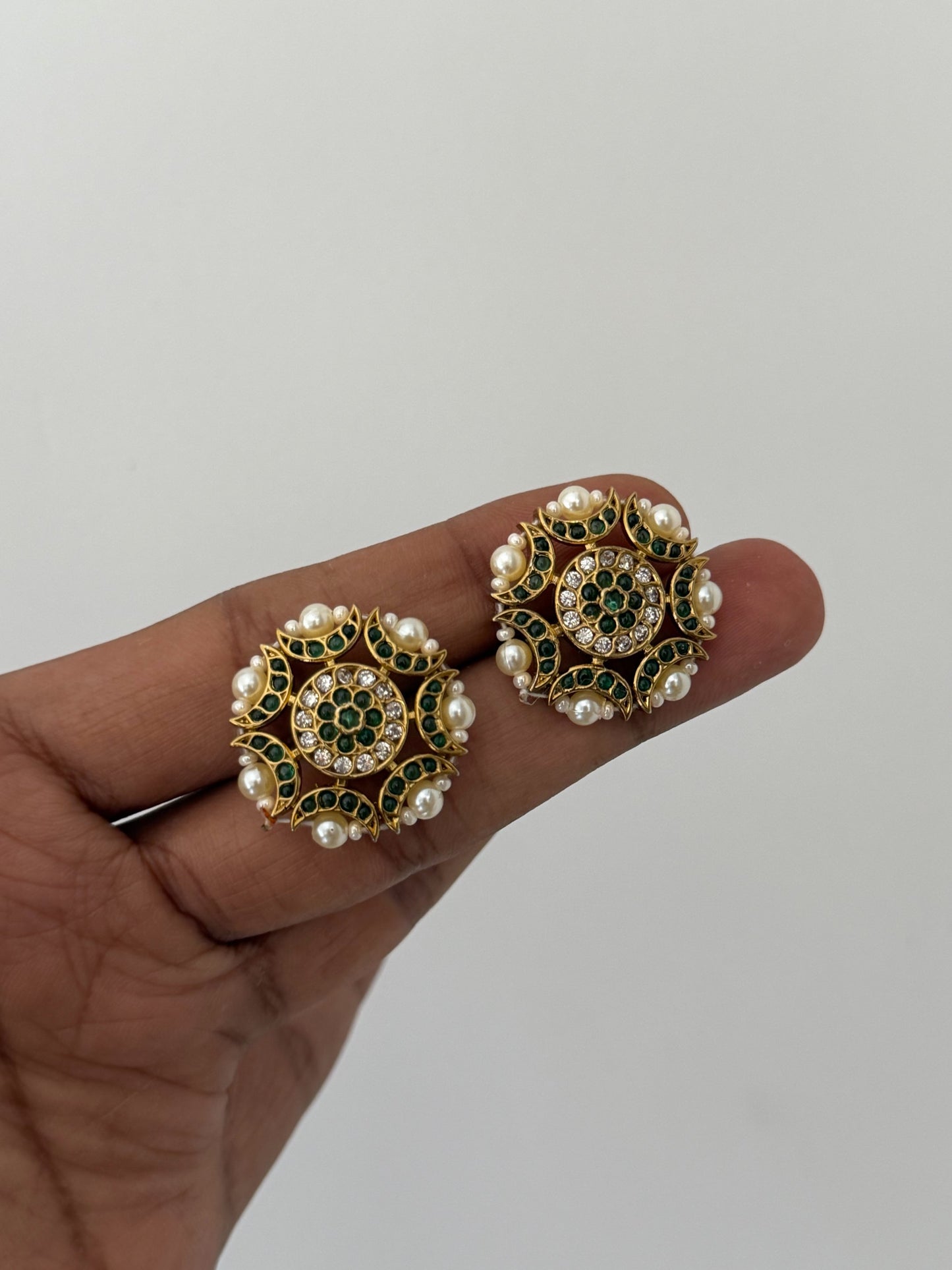 Luxury Floral Round Studs with Premium Finish Pearls