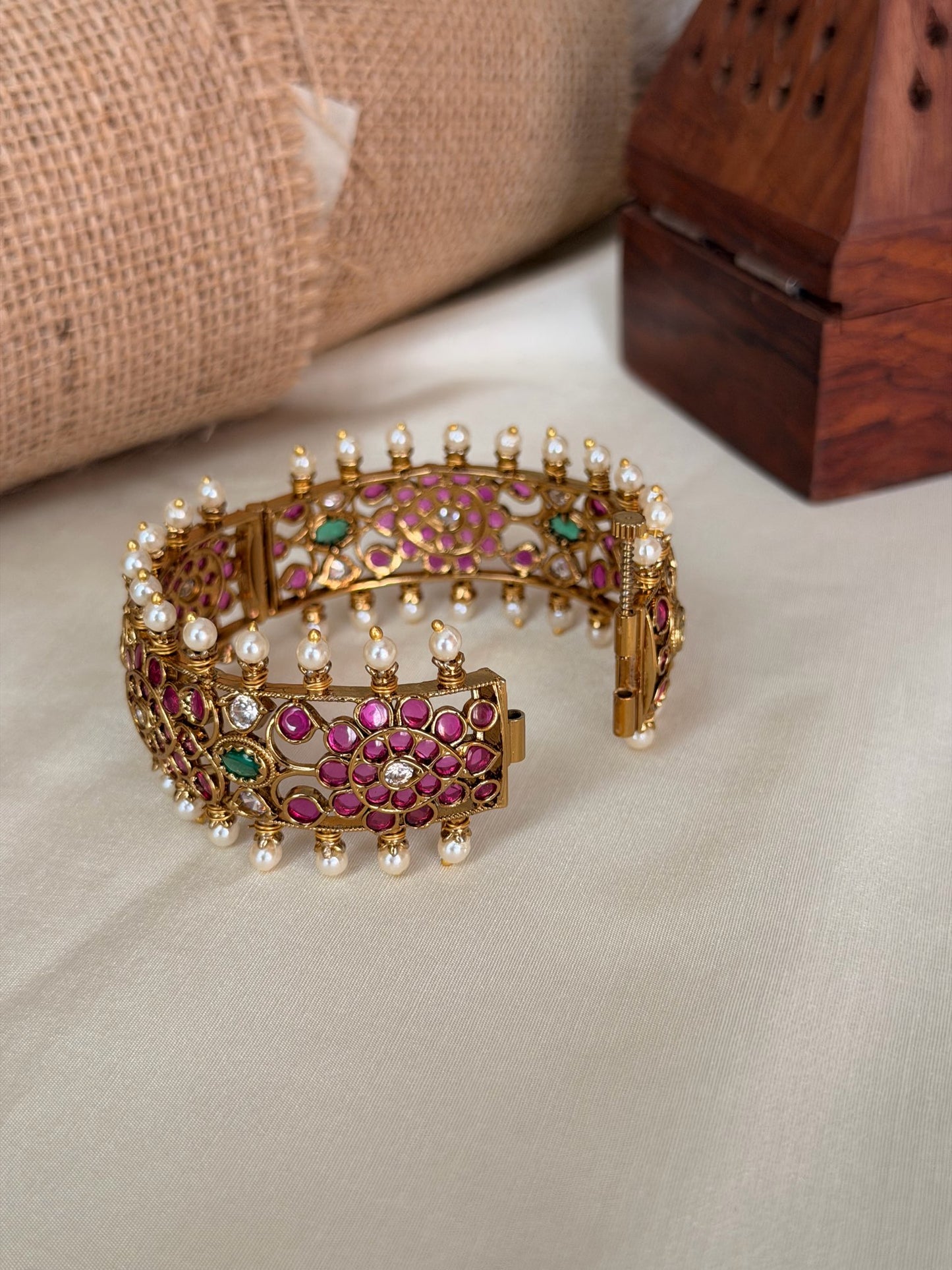 Openable Grand Pearl Stone Work Bangle