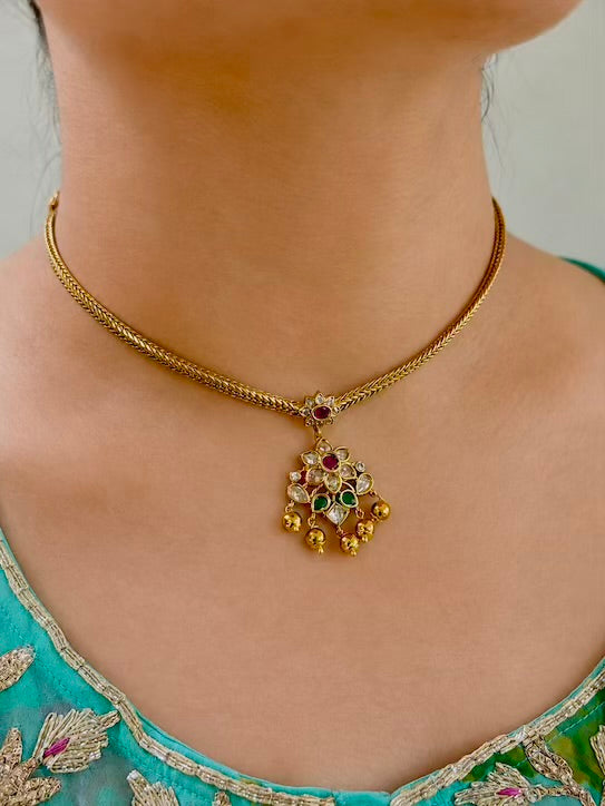 Minimal Attigai Necklace Set