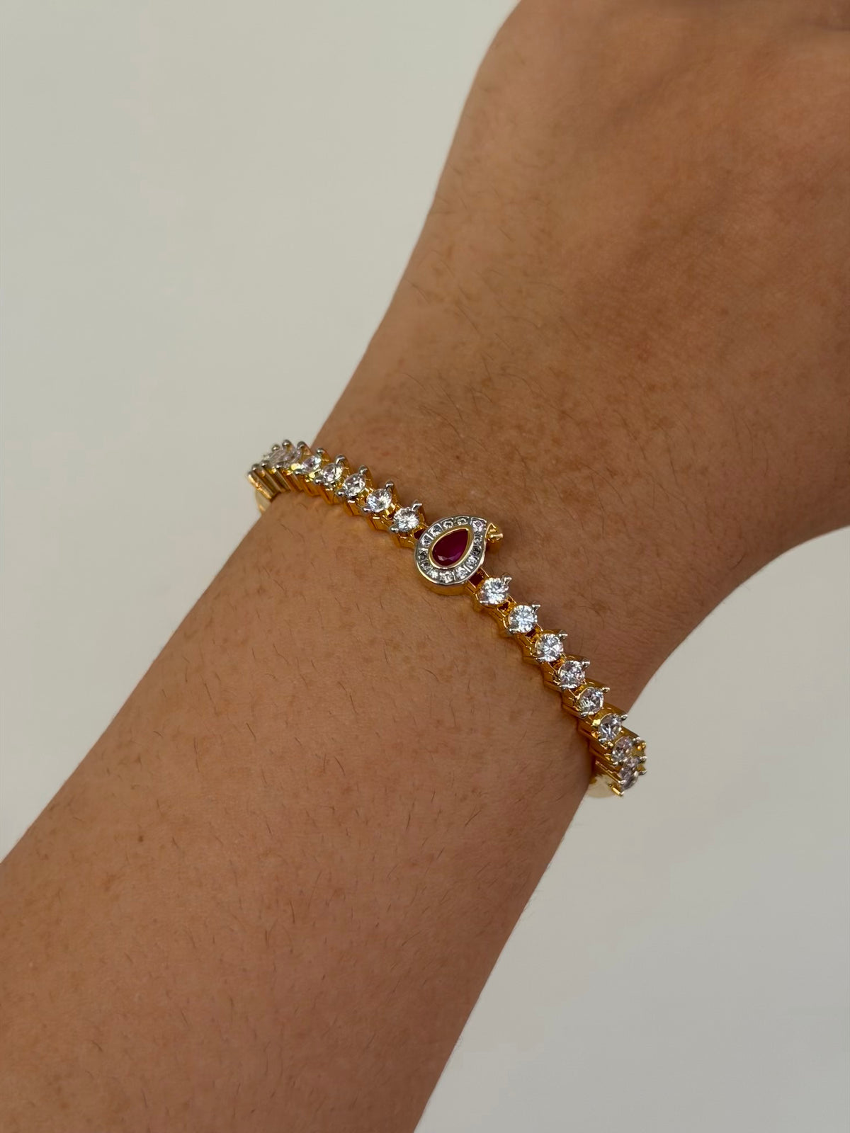 CZ Bracelet with Teardrop Centre Stone and Clasp Closure