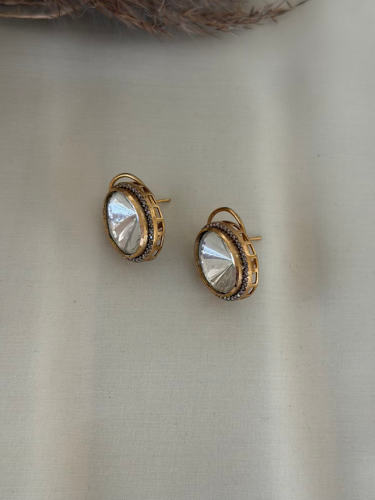 Kundan Oval Halo Stud Earrings in Gold-Tone Setting