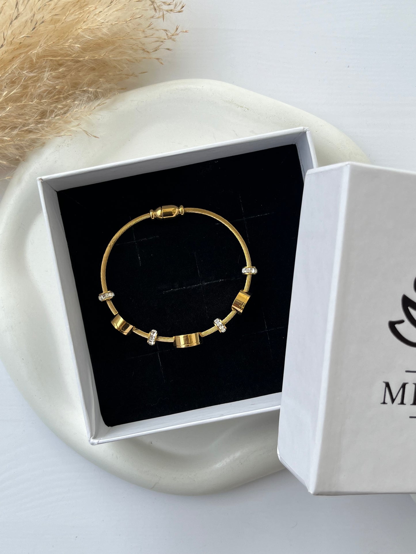 Ada Bracelet Band