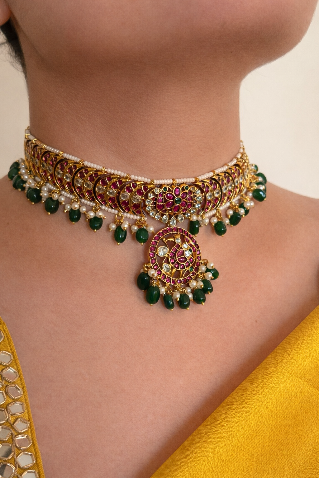 Kemp Stone Crescent Choker Set with detachable pendant