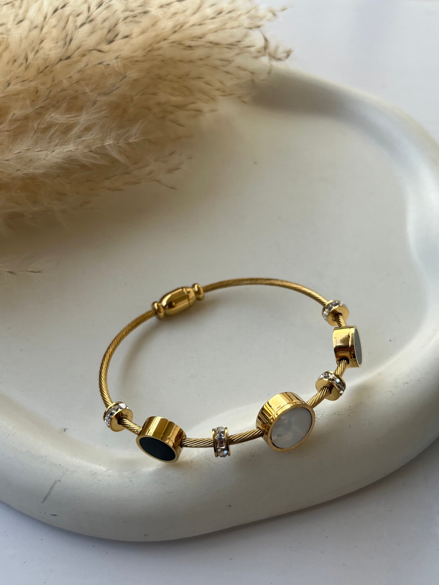 Ada Bracelet Band