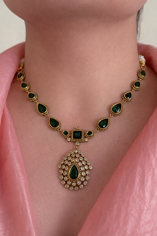 Jyothika Inspired Emerald Green Necklace – Elegant Short Set for Sarees – Budget Wedding Look