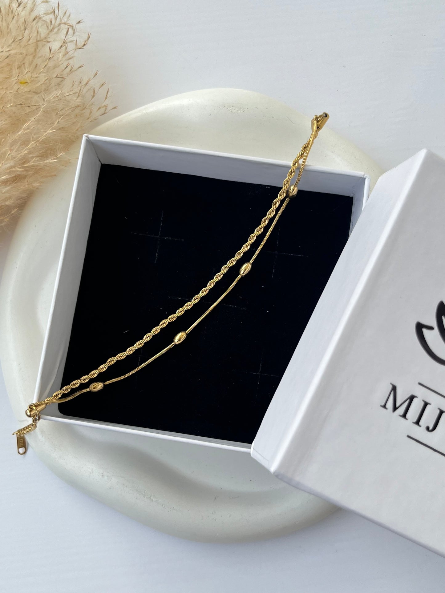 Hera Bracelet