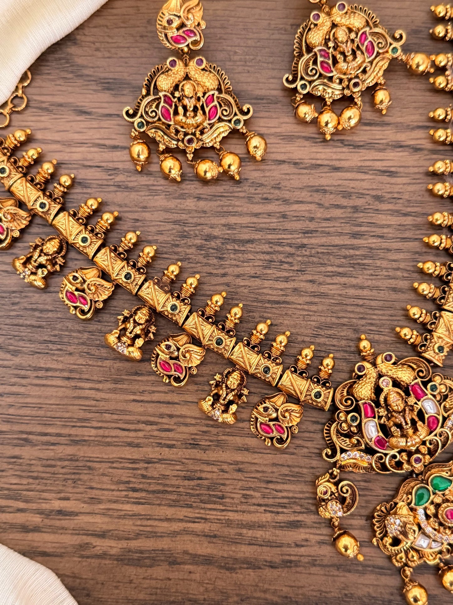 Antique Jadau Kundan Lakshmi Temple Jewelry Set | Handcrafted Nakas Necklace with Matching Jhumka Earrings