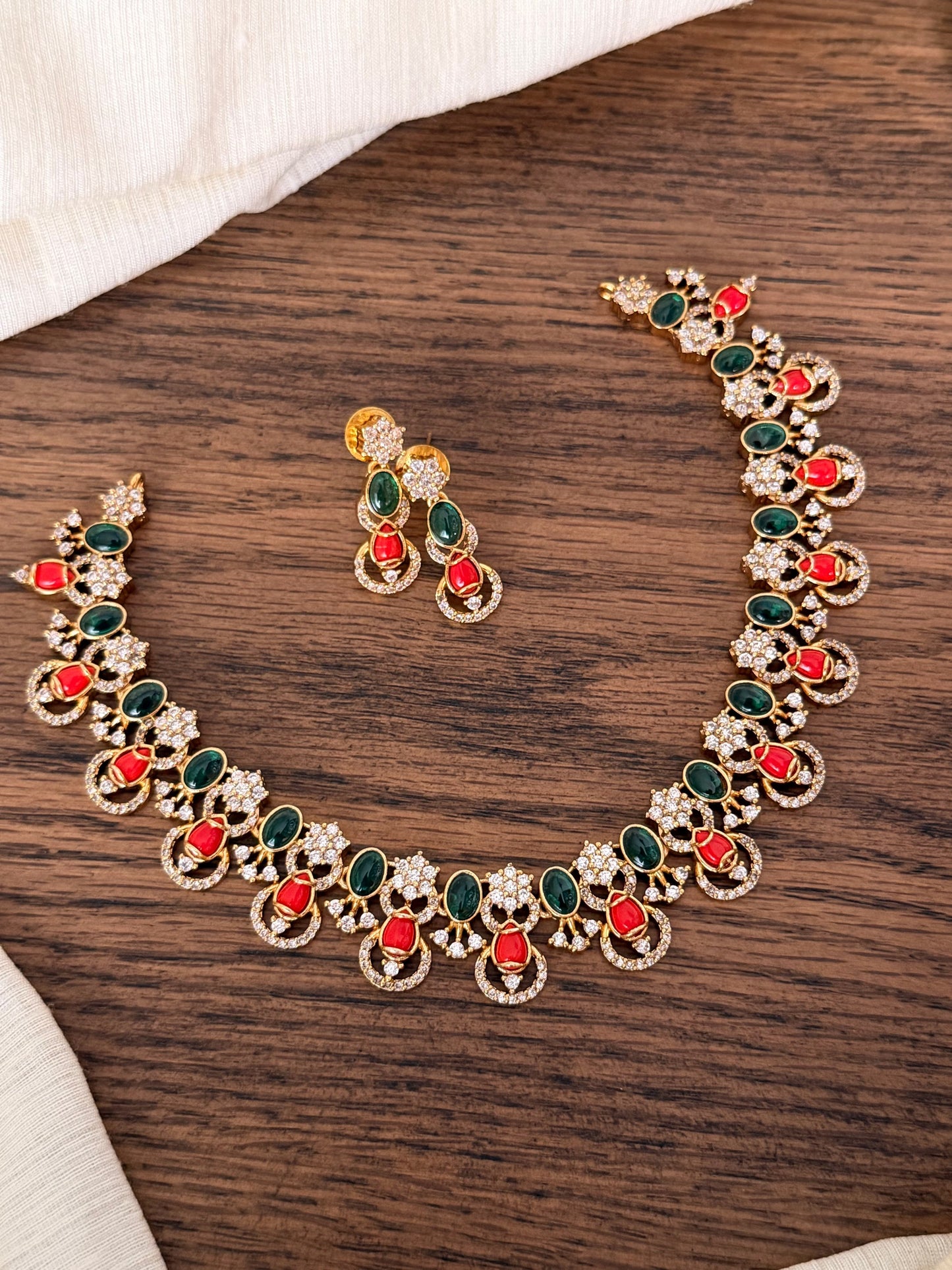 Premium Coral Motif Necklace Set in Brass – Red & Green