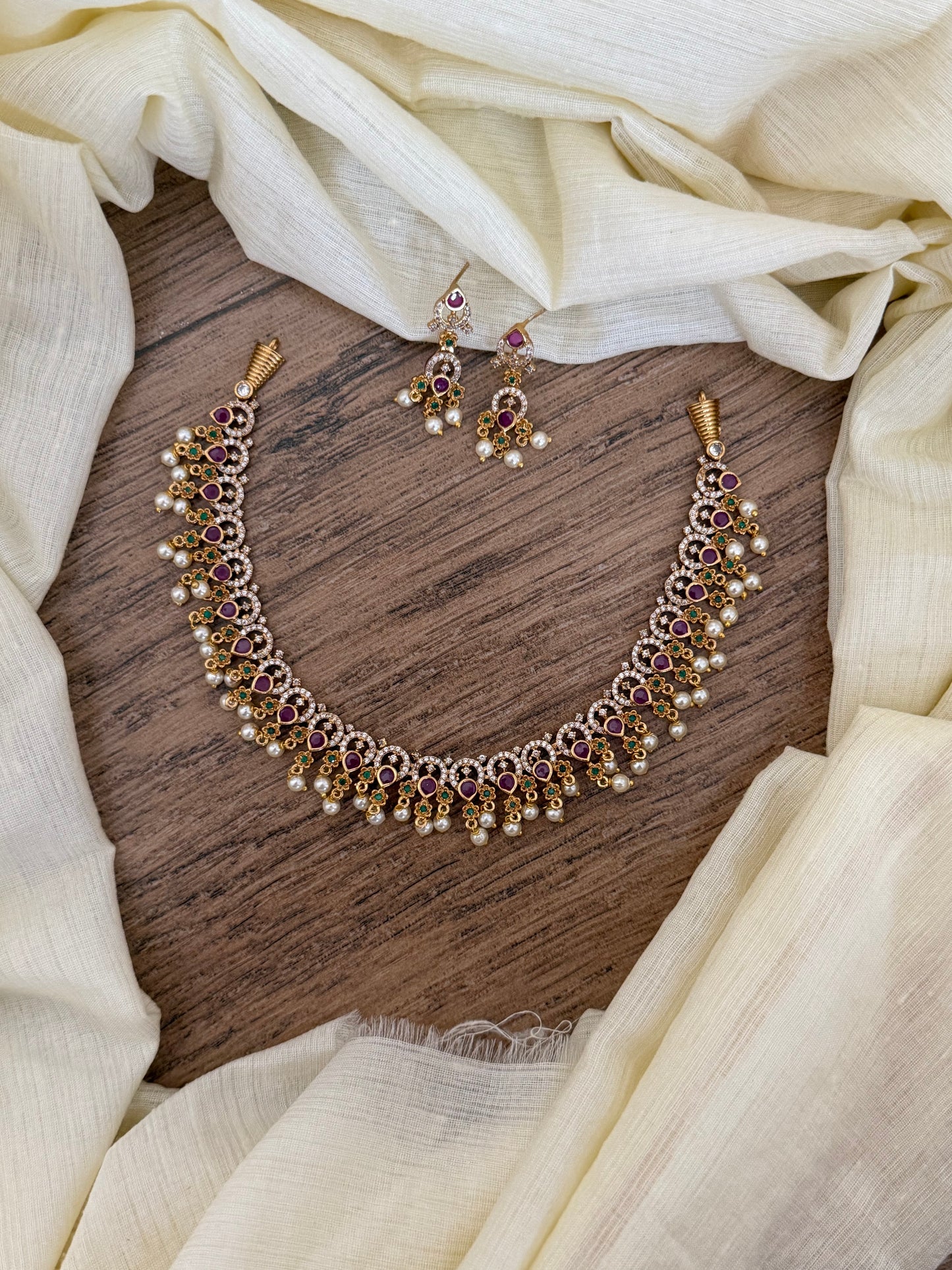 Beautiful Traditional AD Necklace Set
