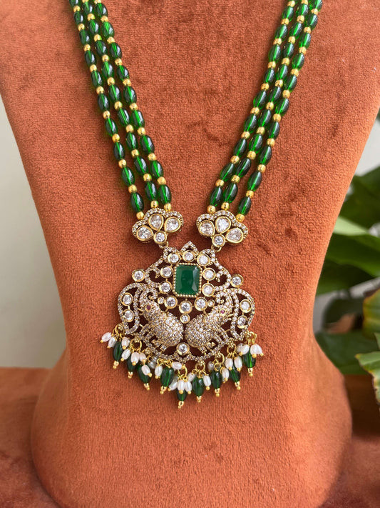 Monalisa Beads Haram with Victorian Pendant & Matching Earrings