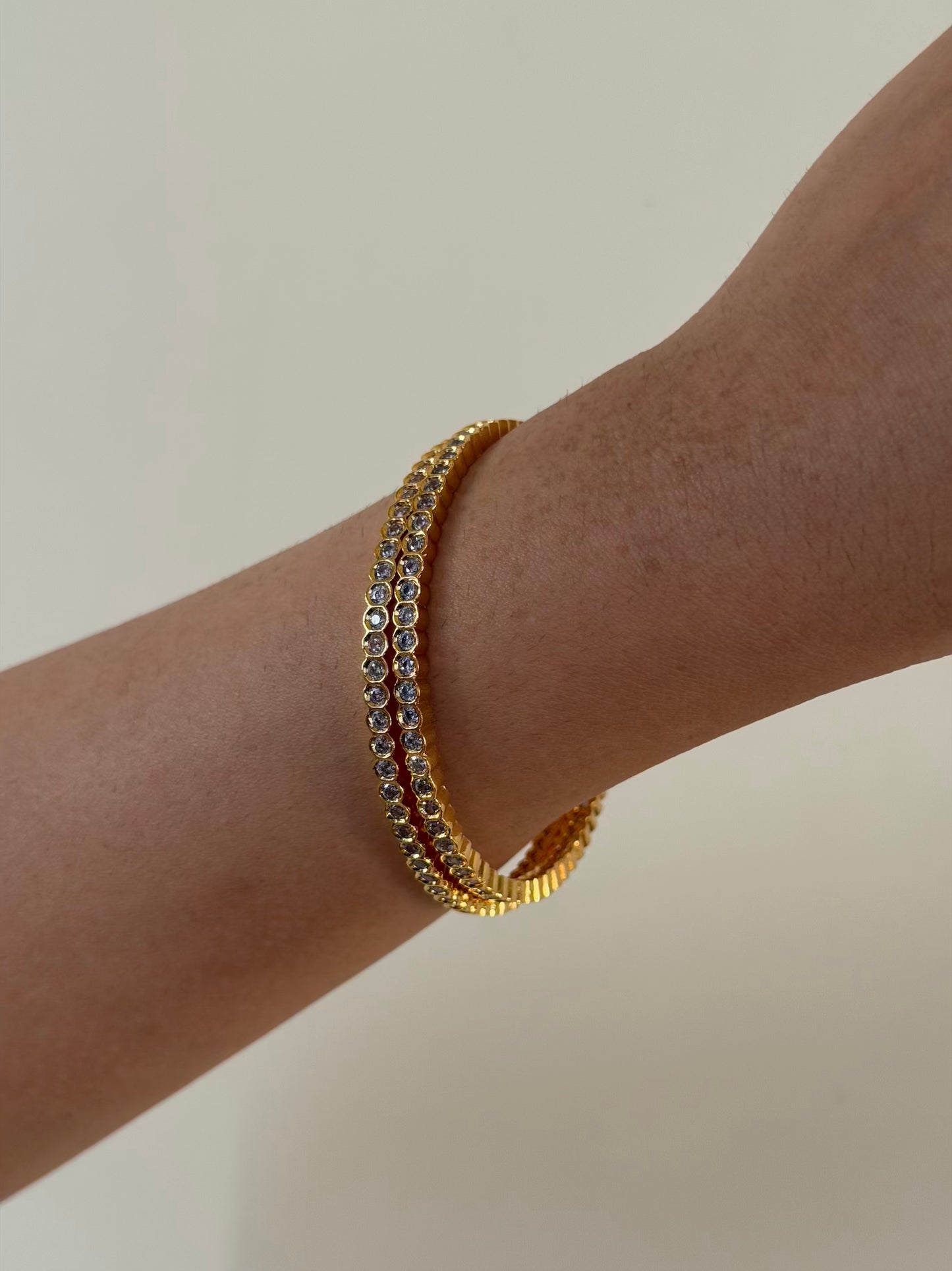 Round CZ Bangle Set with Fluted Gold-Tone Band