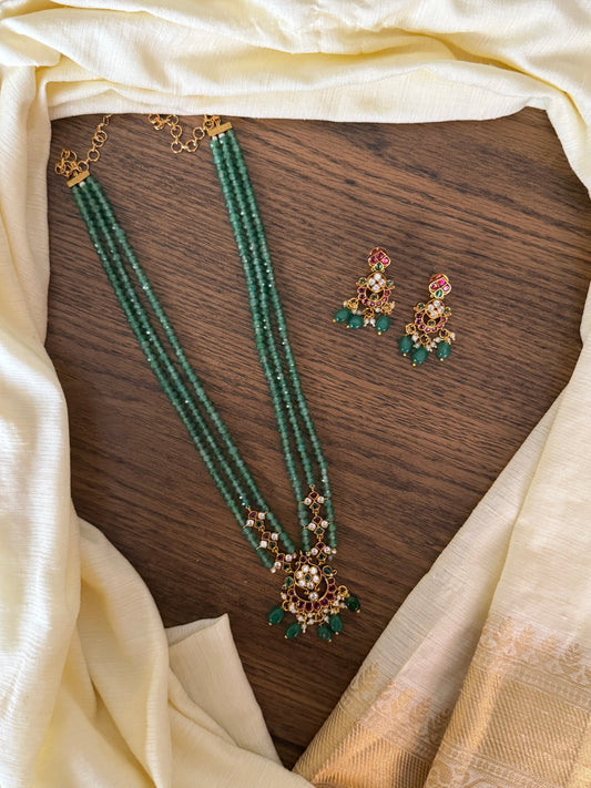 Handmade Mint Green Onyx Bead Necklace Set with Kemp Stone Pendant