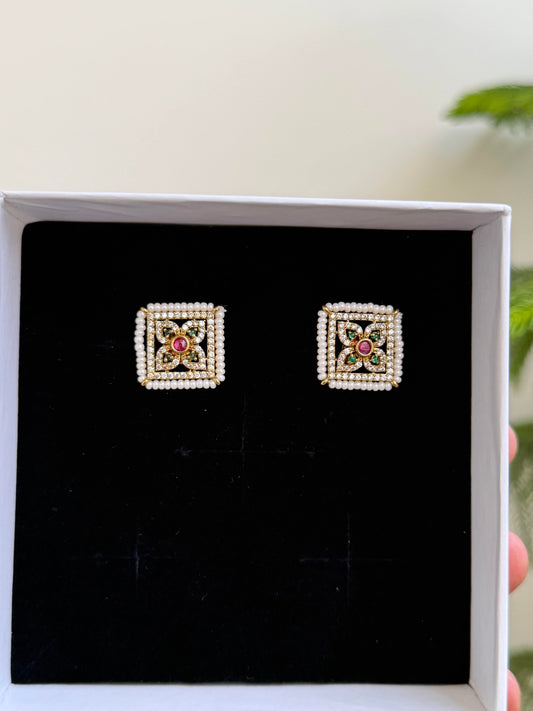 Elegant Square Kemp Pearl Studs