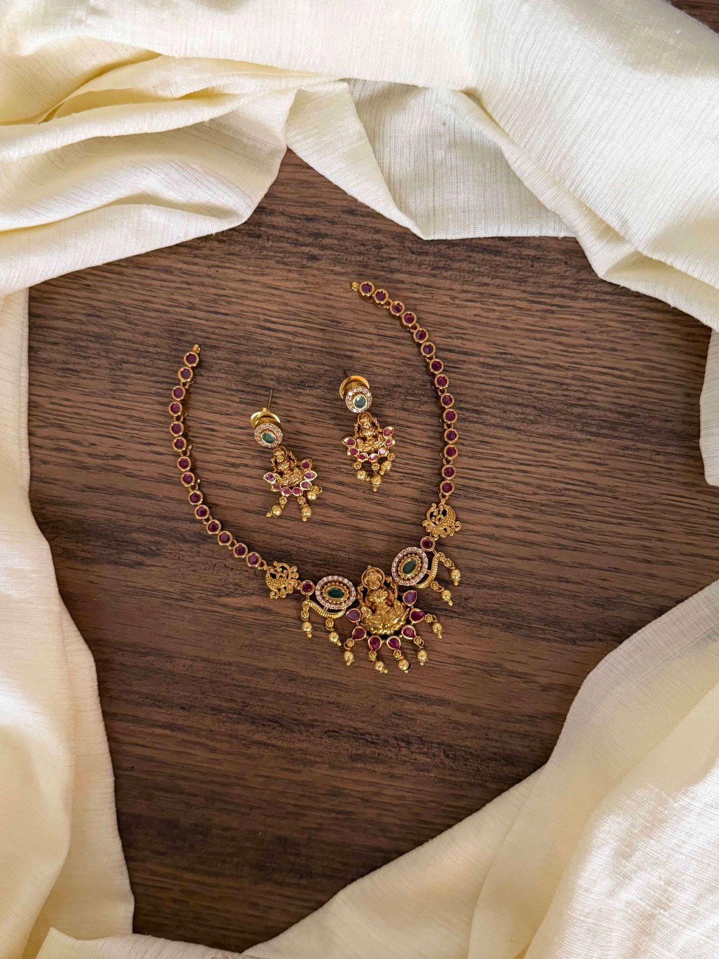 Lakshmi Devi Kemp Stone Necklace