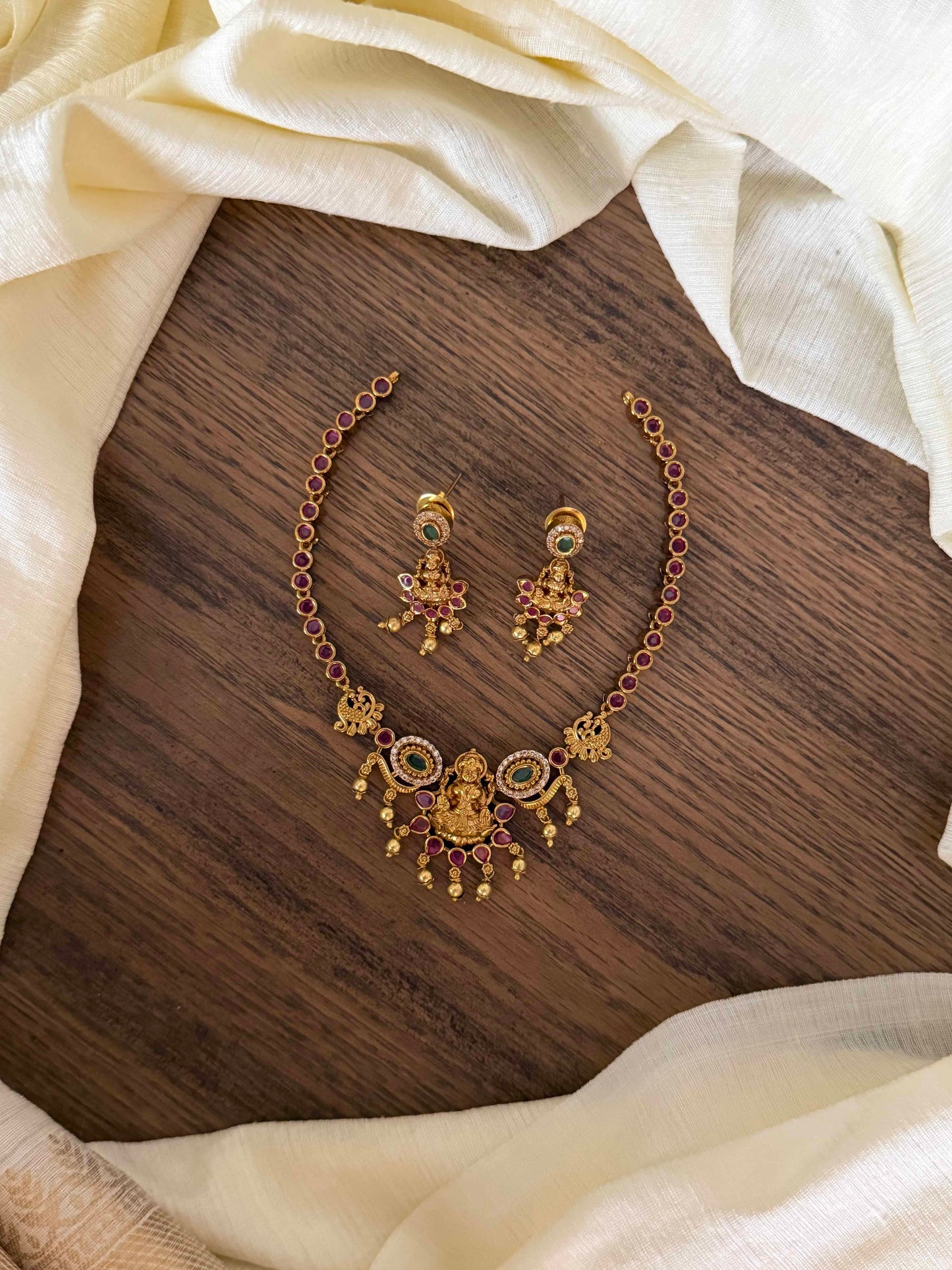 Lakshmi Devi Kemp Stone Necklace
