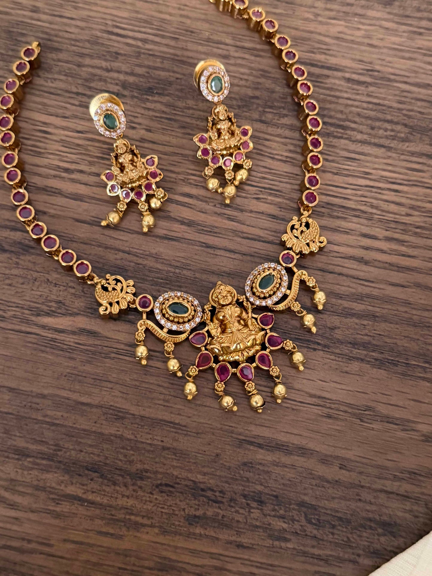 Lakshmi Devi Kemp Stone Necklace