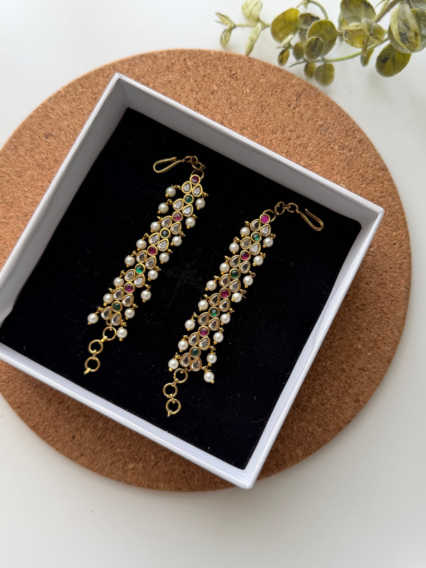 Classic Teardrop Kundan Mattal