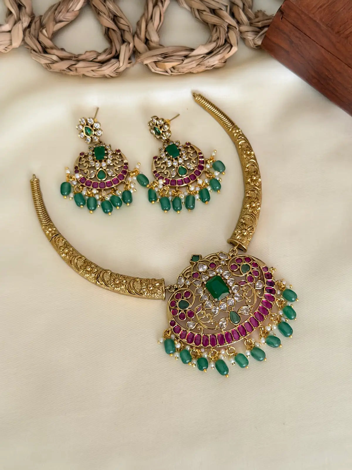 Emerald & Ruby Kanti Necklace Set