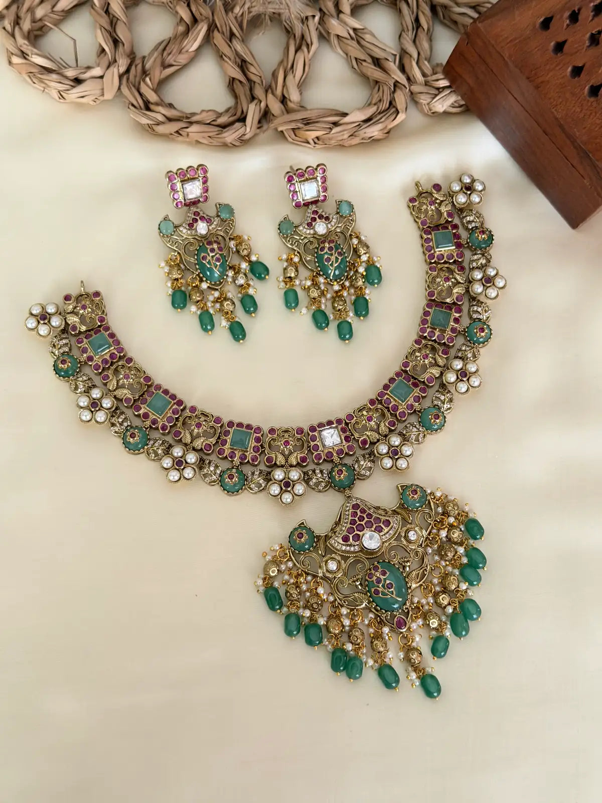 Royal Heritage Necklace Set