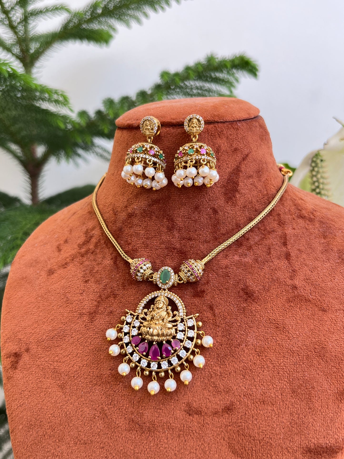 Lakshmi Devi Attigai Necklace Set – Nakshi Polish – Ruby & Emerald