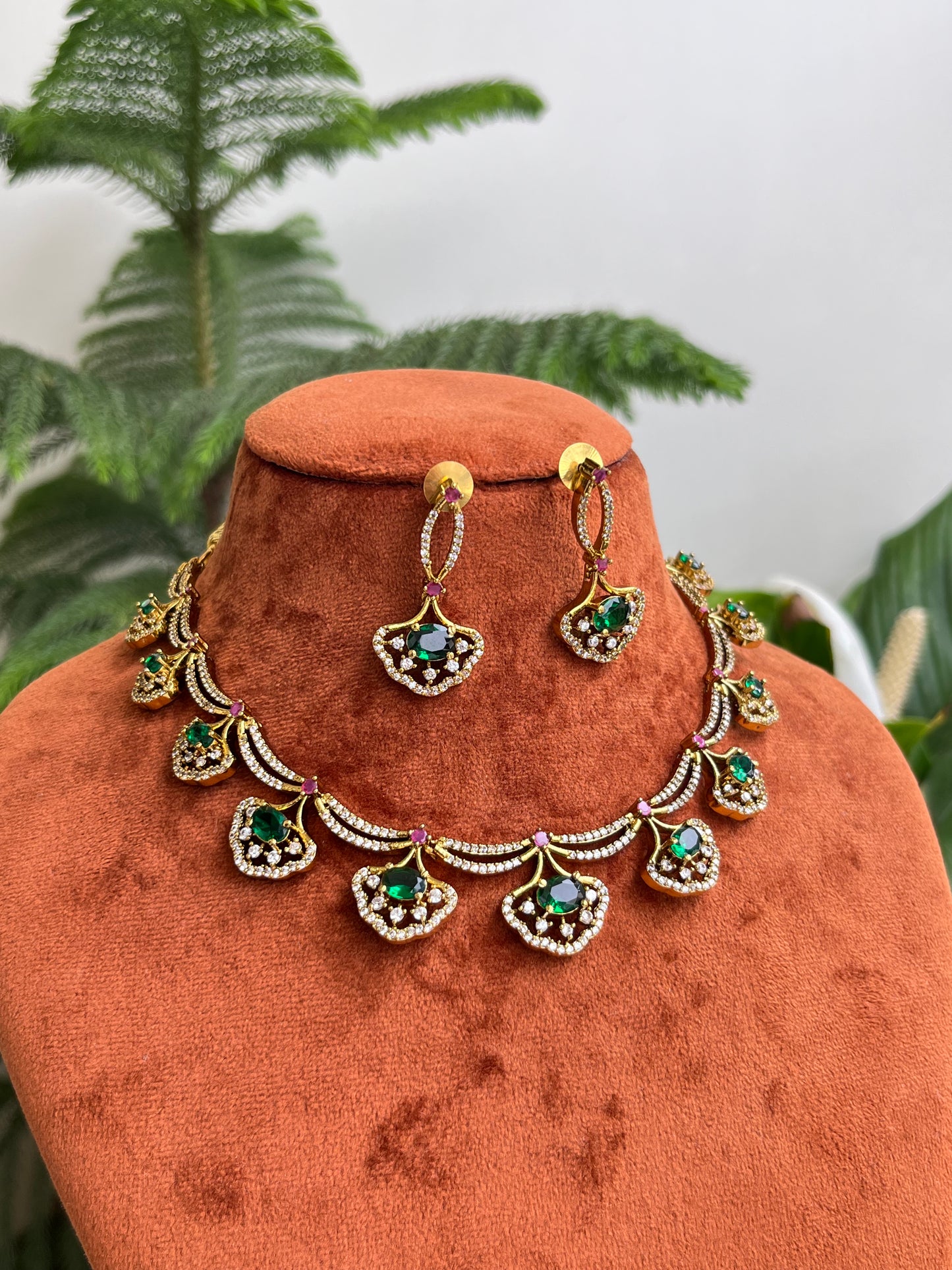 Flower Motif Statement Necklace – Green – With Earrings