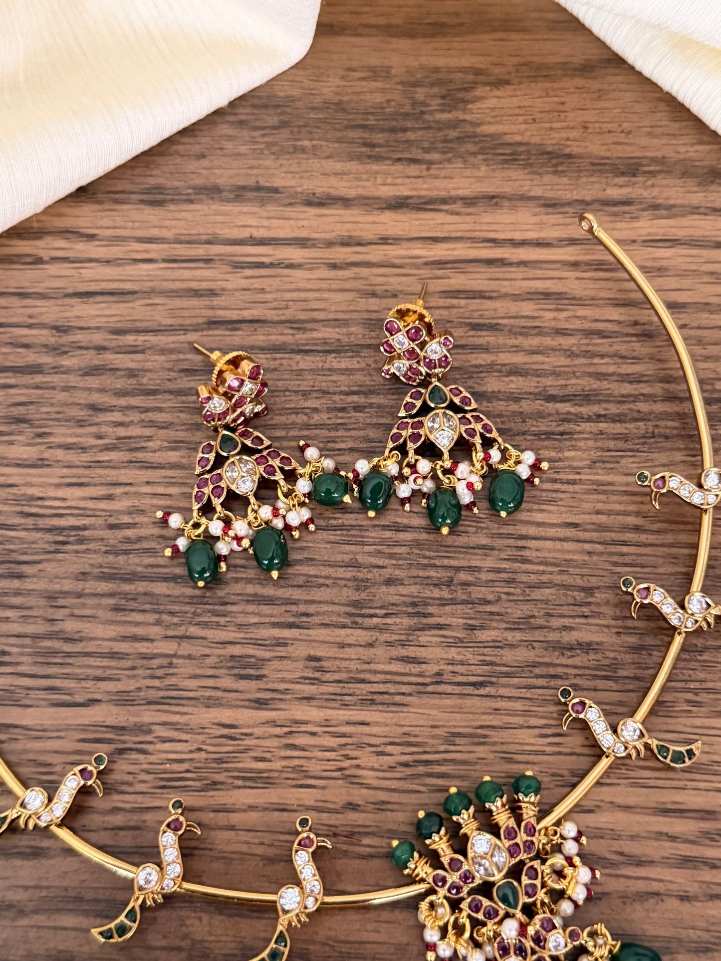 Peacock Motif Hasli Necklace Set