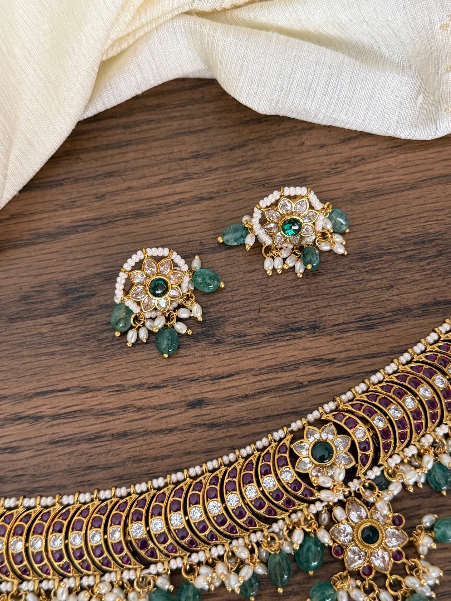 Green Bead Choker Necklace Set