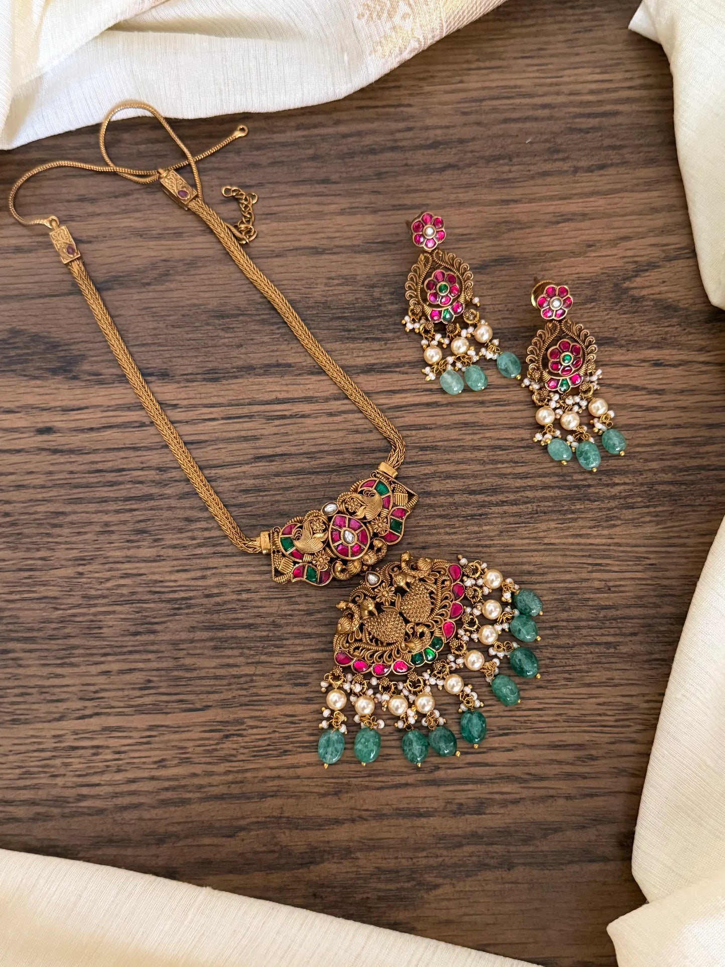 Twin Peacock Pendant Necklace Set