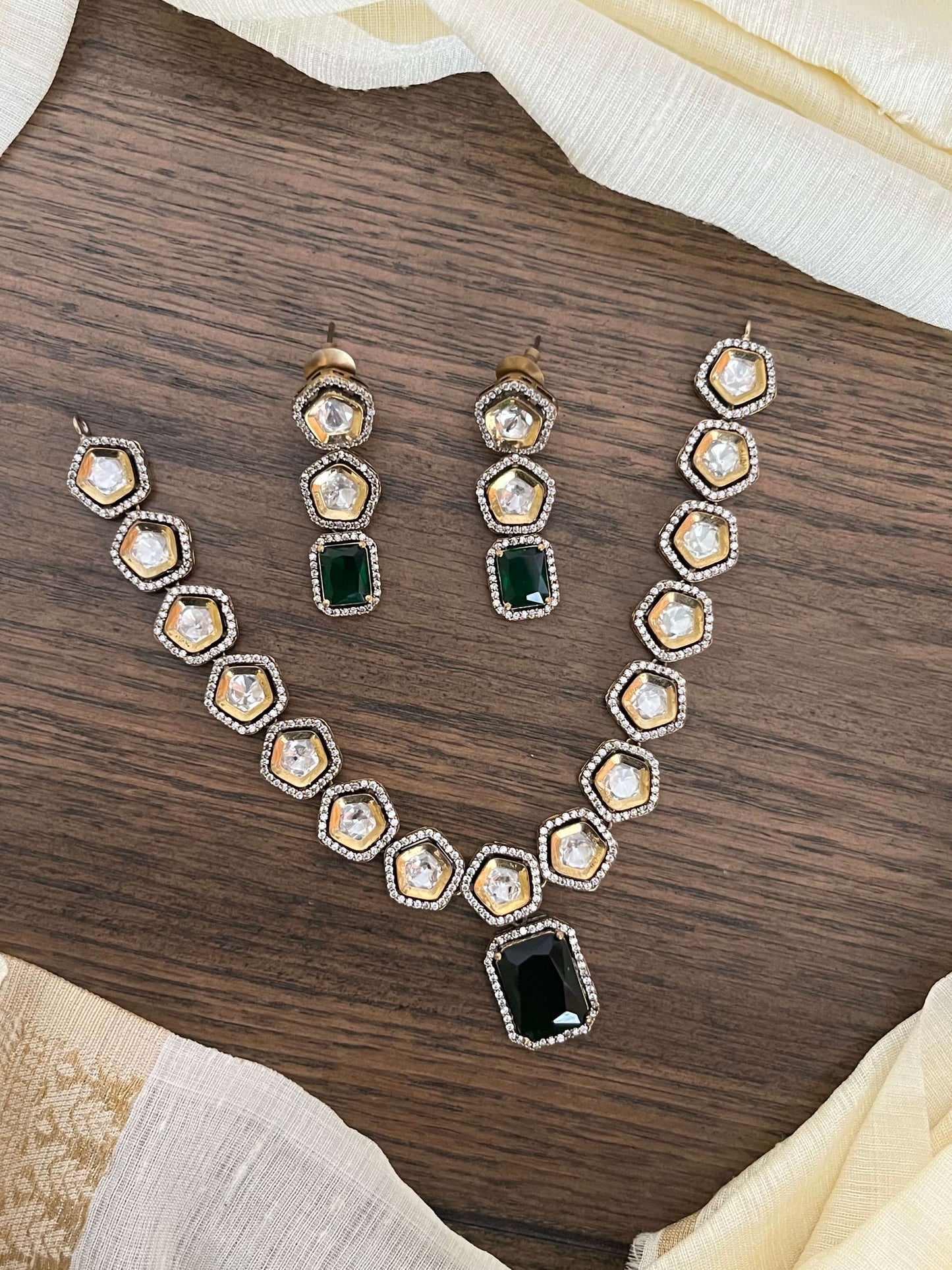 Kundan Silver Foil-Back Short Necklace with Green Stone & Matching Earrings
