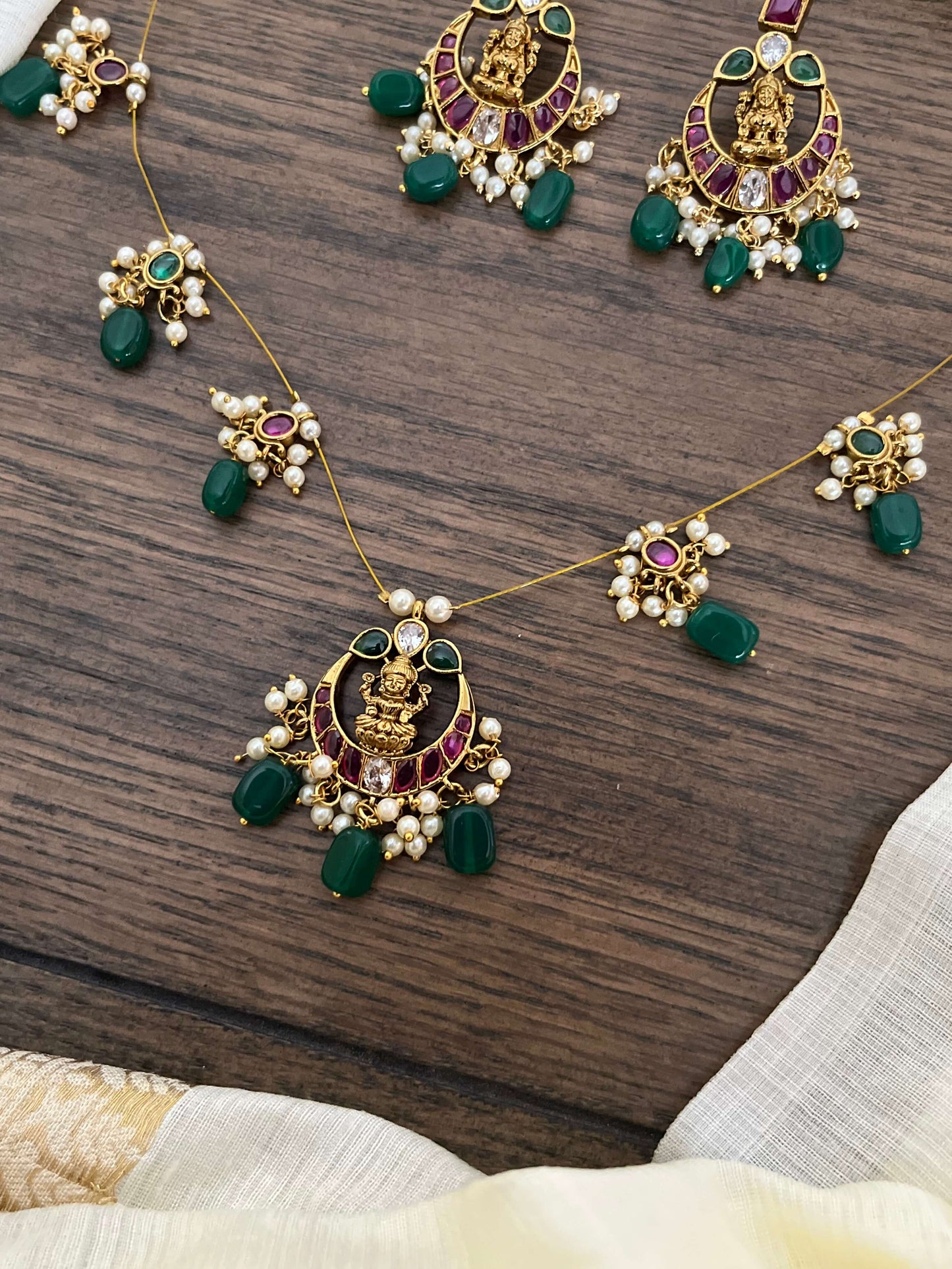 Lakshmi Devi Pendant with Kemp Stones Invisible Chain & Earrings