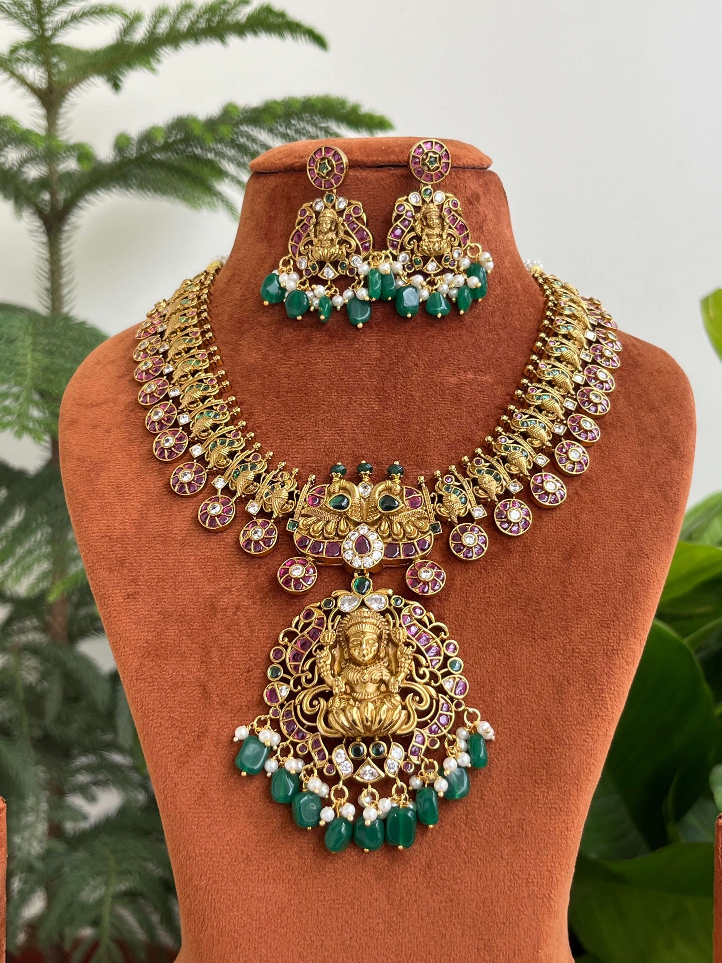 Traditional Bottu Mala Short Necklace with Detachable Lakshmi Devi Pendant | Temple Jewelry
