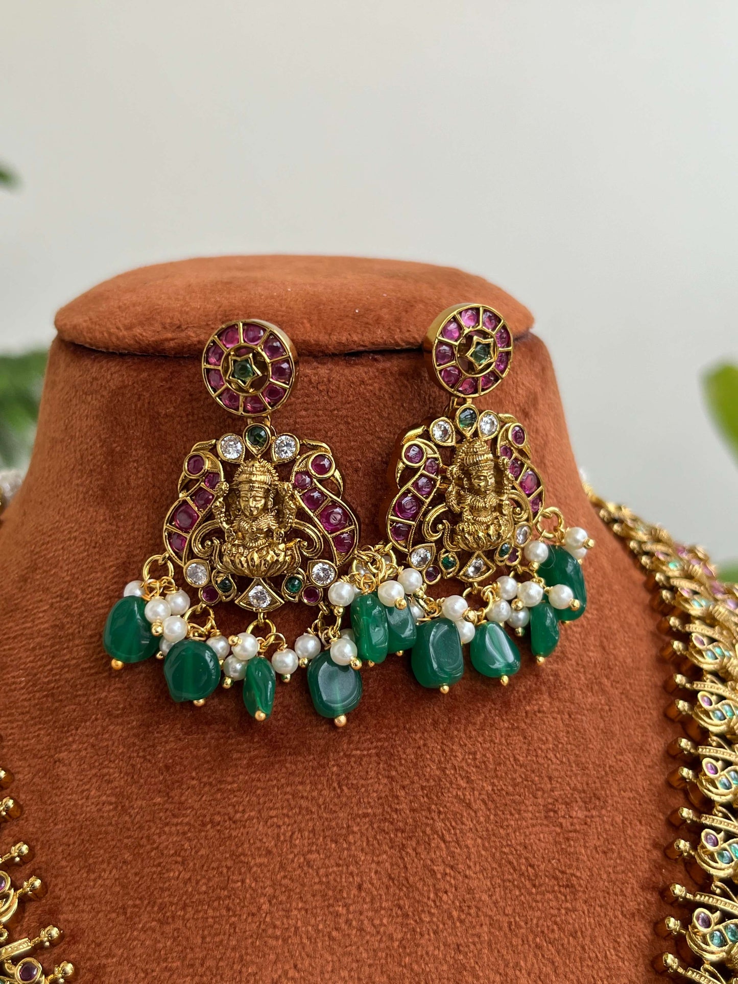 Traditional Bottu Mala Short Necklace with Detachable Lakshmi Devi Pendant | Temple Jewelry