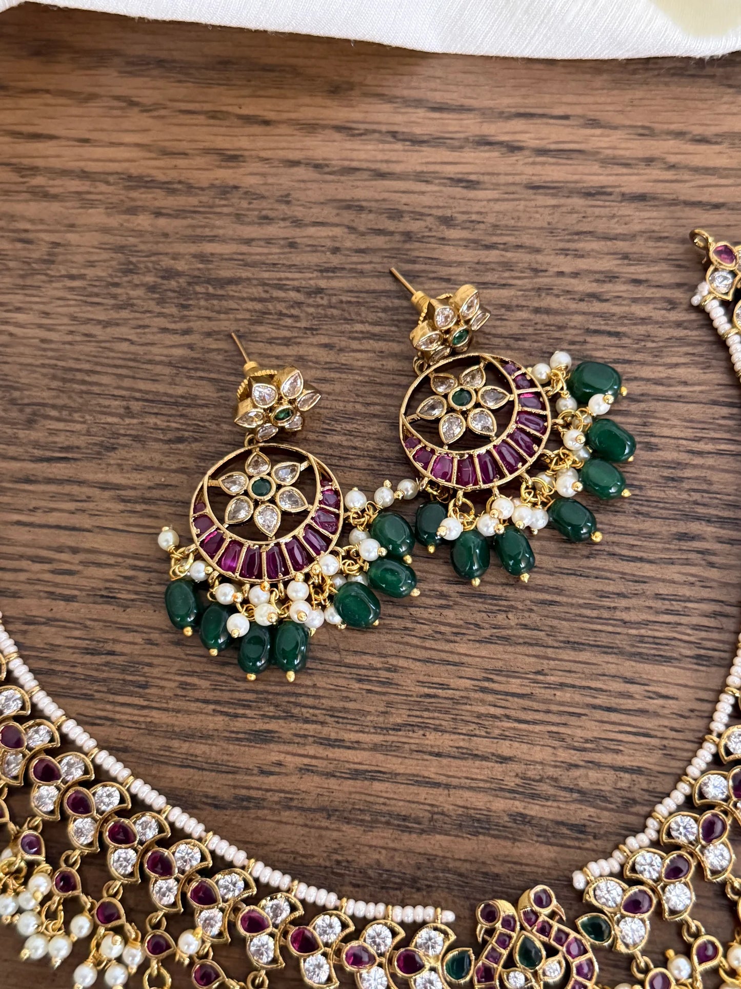 Classic Pearl Cluster Necklace Set