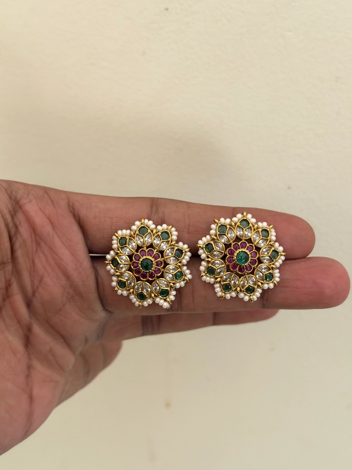Beautiful Floral Kemp Stud Earrings
