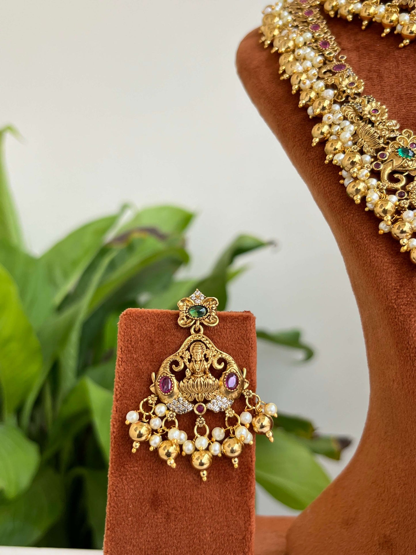 Bridal Temple Jewelry Set | Short Necklace, Long Haram, Earrings & Maang Tikka | Lakshmi & Pearl Design