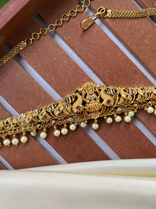 Lakshmi Devi Peacock Motif Hipbelt – Gold Polish